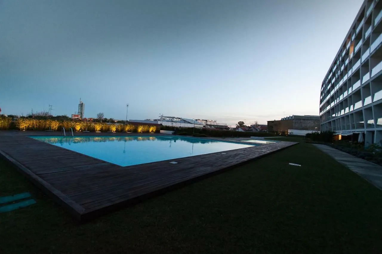 Charming Apartment With Balcony & Pool Lisbon 0*,